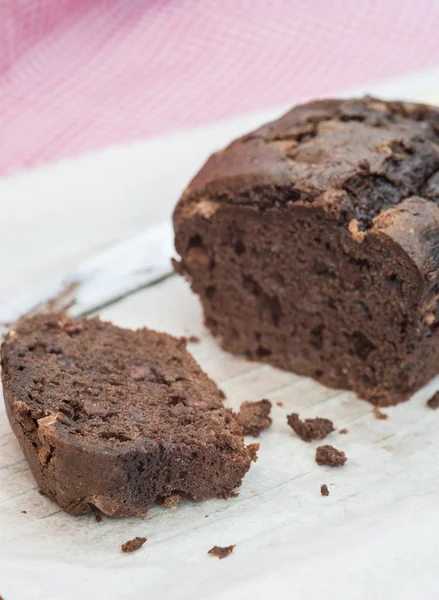 Tasty hand made chocolate chip loaf cake — Stock Photo, Image