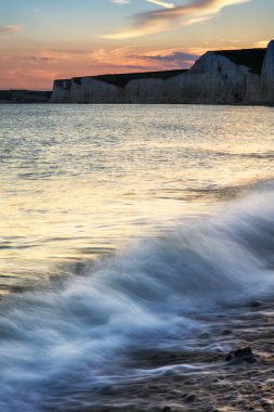İngiltere'de birling boşluğu üzerinden günbatımı manzara resim