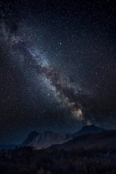 Digitální Kompozitní Obraz Mléčné Dráhy Epic Krajiny Obraz Ohromující Langdale — Stock fotografie