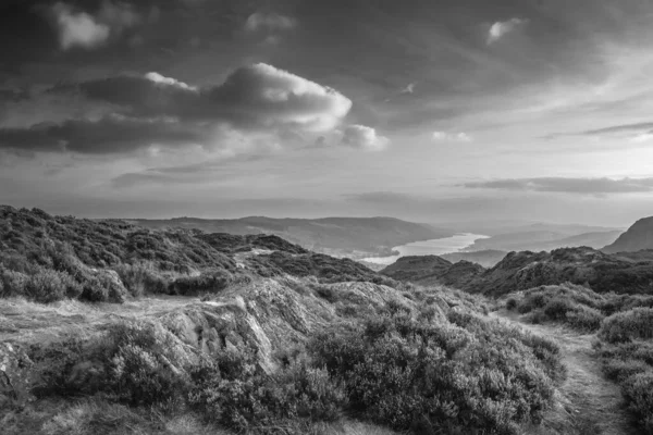 Czarno Biały Epicki Jesienny Zachód Słońca Obraz Krajobrazu Holme Fell — Zdjęcie stockowe