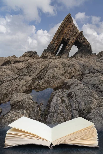 Vacker Landskapsbild Blackchurch Rock Devoniska Geologiska Formation Sammansatt Bild Kommer — Stockfoto