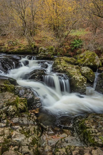 Epický Krajinný Obraz Horních Vodopádů Aira Force Lake District Během — Stock fotografie