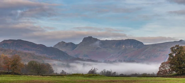 Epica Immagine Del Paesaggio Autunnale Del Fiume Brathay Nel Lake — Foto Stock