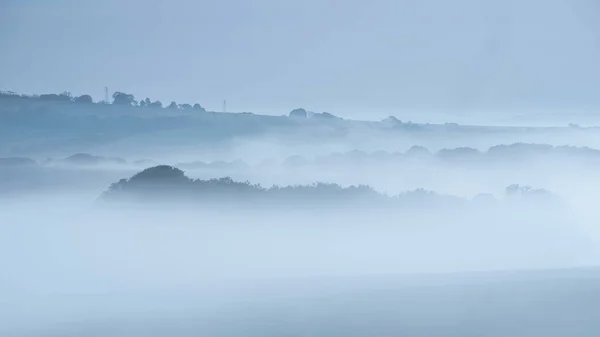 Beautiful Landscape Image Sea Fog Rolling South Downs English Countryside — Stock Photo, Image