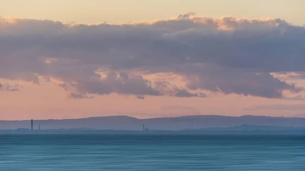 Schöne Landschaft Bild Der Pastellfarbe Sonnenuntergang Über Dem Ozean Geben — Stockfoto