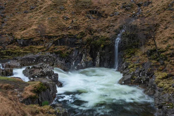 Skoçya Daki Etive Nehri Skyfall Şelaleleri Nin Güzel Kış Manzarası — Stok fotoğraf