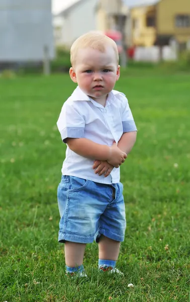 Little boy outdoor — Stock Photo, Image