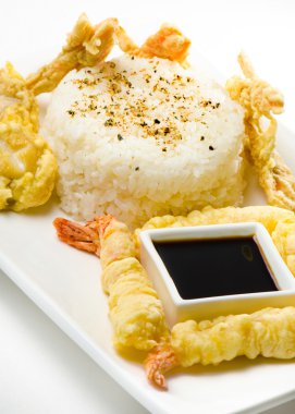 Japonca pilavlı tavuk