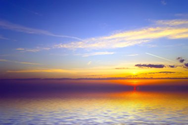 günbatımı üzerinde soğuk ocean.3