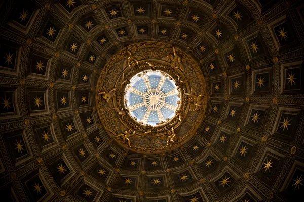 Plafond cathédrale sienne — Photo