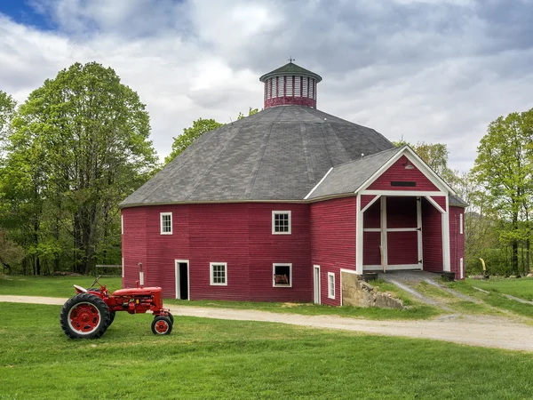 Fienile del New England rosso — Foto Stock