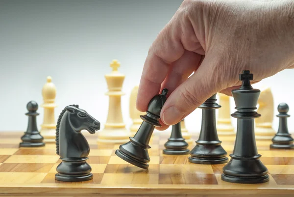 Chess conflict — Stock Photo, Image