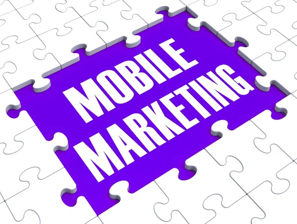 Marketing móvil muestra comercio en línea — Foto de Stock
