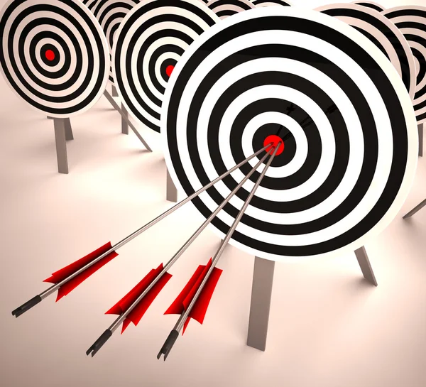 Triple Target Shows Accuracy, Aim And Skill — Stock Photo, Image