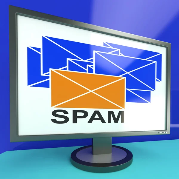 Enveloppe de Spam sur le moniteur montrant des messages malveillants — Photo