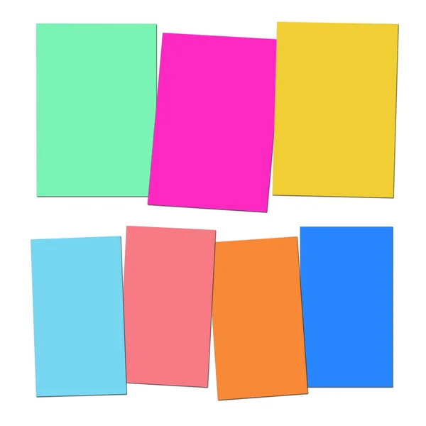 Tres y cuatro resbalones de papel en blanco muestran espacio de copia para 3 o 4 Lette — Foto de Stock