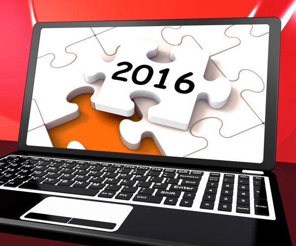 Two Thousand And Sixteen On Laptop Shows New Years Resolution 20 — Stockfoto