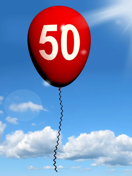Ellinci doğum gününü kutlama 50 balon gösterir — Stok fotoğraf
