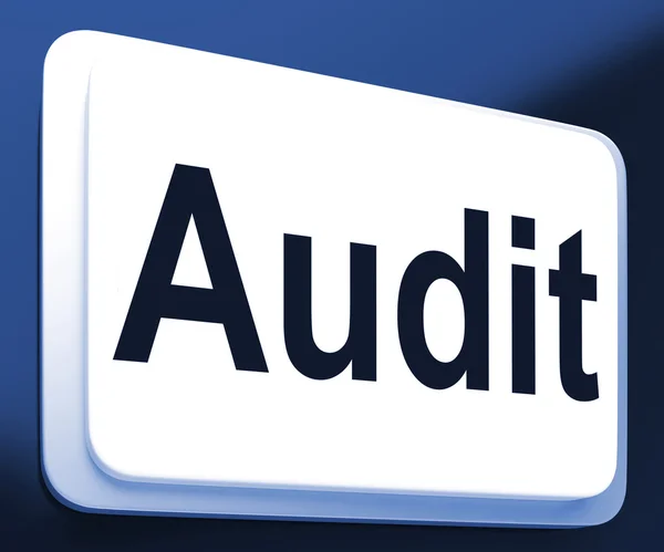 Kontrolní tlačítko ukazuje ověření auditorem nebo inspekce — Stock fotografie