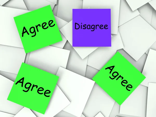 Agree Disagree Post-It Notes Mean Agreeing Or Opposing — Stock Photo, Image