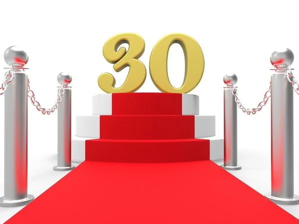 Golden Thirty sur tapis rouge montre l'industrie cinématographique anniversaire même — Photo