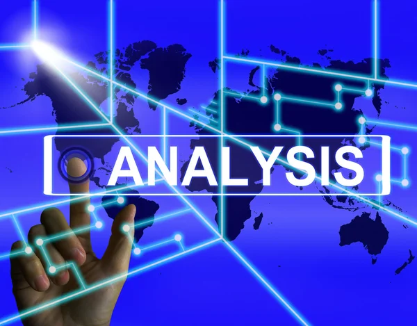 Tela de análise indica Internet ou análise internacional de dados — Fotografia de Stock