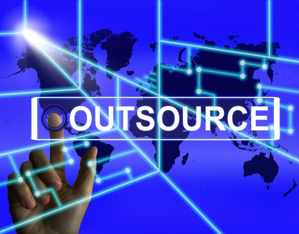 Outsourcingu ekran oznacza Międzynarodowy podwykonawstwa lub outsourci — Zdjęcie stockowe