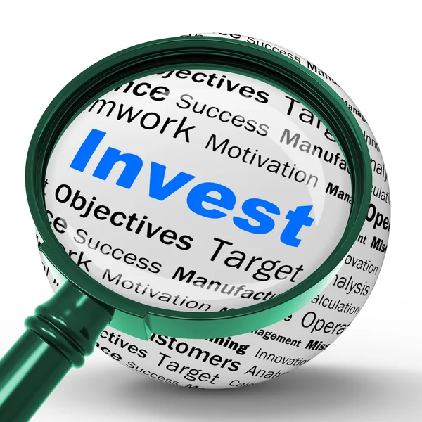 Investeren Vergrootglas definitie toont zet geld in echte staat of inv — Stockfoto
