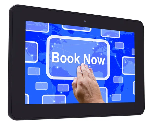 Reservar agora Tablet Touch Screen Shows Hotel ou Voos Reservas — Fotografia de Stock
