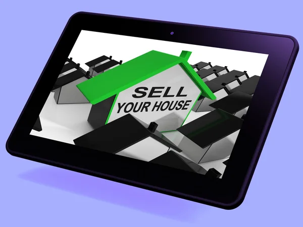 Продажа дома планшет означает маркетинг собственности — стоковое фото