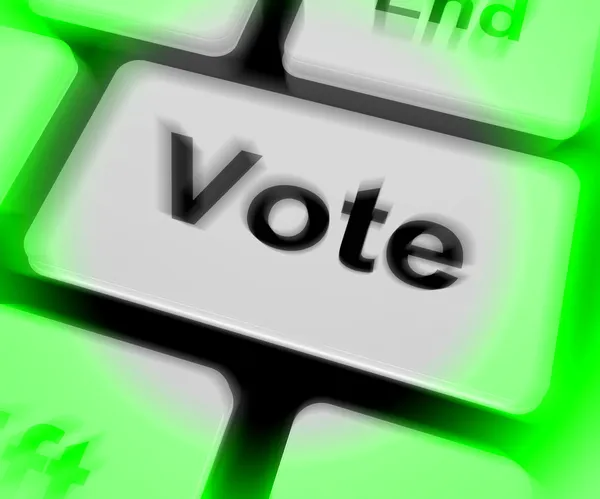 Голосование клавиатуры показывает варианты голосования или выбор — стоковое фото