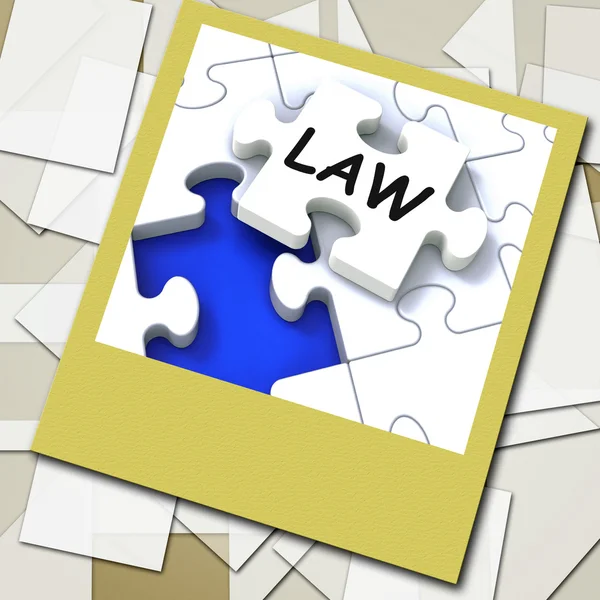Wet foto toont juridische informatie en wetgeving op internet — Stockfoto