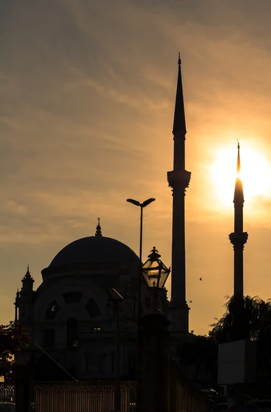 Dolmabahce mešita — Stock fotografie