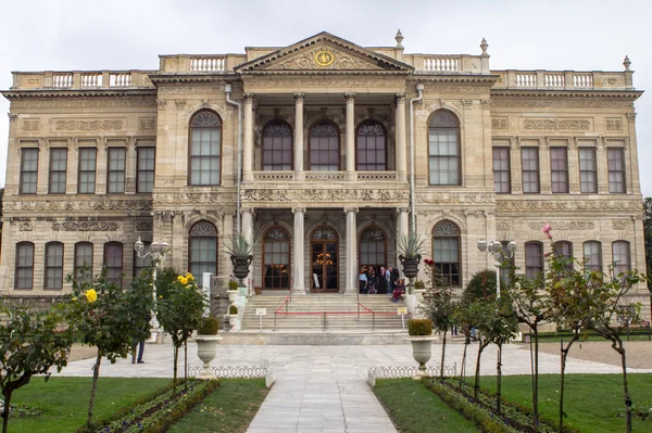 Dolmabahce palace — Stock Photo, Image