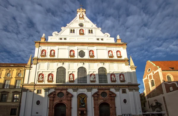 Colorido edifício histórico de Munique — Fotografia de Stock