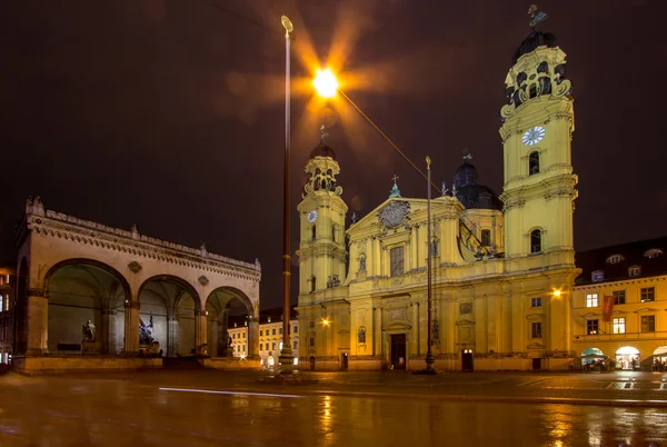 Színházi templom Münchenben — Stock Fotó