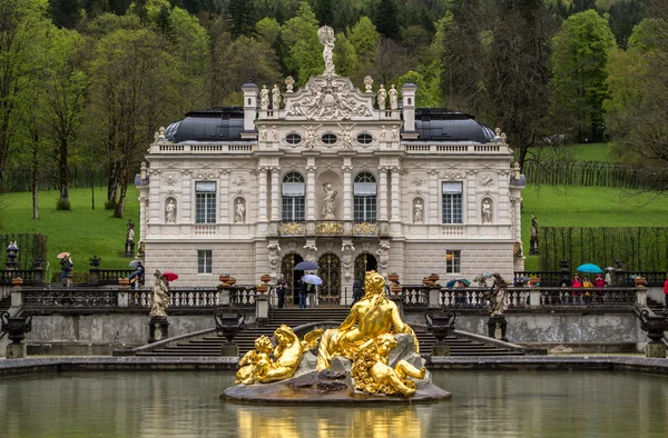 Schloss linderhof Fotos De Bancos De Imagens Sem Royalties