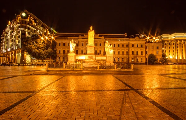 Pomnik księżniczki Olgi w Kijowie — Zdjęcie stockowe