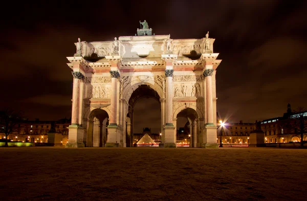 Karusell arch i paris — Stockfoto