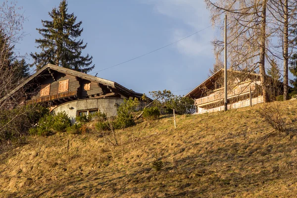 Alpin hus — Stockfoto