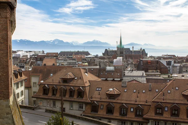 Uitzicht vanaf de lausanne-kathedraal — Stockfoto