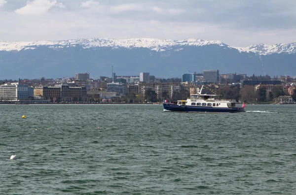 Vista sul porto di Ginevra — Foto Stock