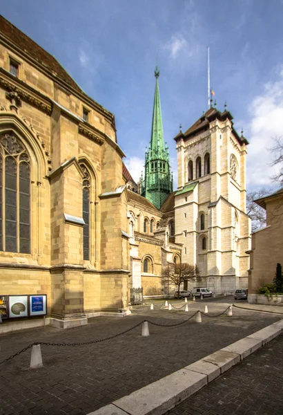 Katedra saint pierre — Zdjęcie stockowe