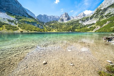 Seebensee lake and Dragonkopf peak, Ehrwald, Austria