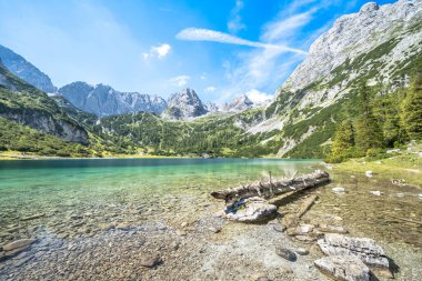 Seebensee Gölü ve Dragonkopf Tepesi, Ehrwald, Avusturya