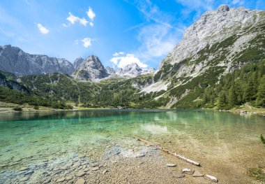 Seebensee Gölü ve Dragonkopf Tepesi, Ehrwald, Avusturya