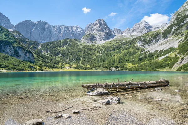 Seebensee Gölü ve Dragonkopf Tepesi, Ehrwald, Avusturya