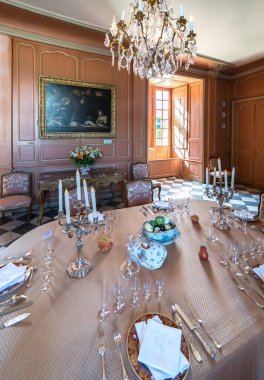 Fransa 'nın ünlü ortaçağ şatosu Villandry' nin içinde.