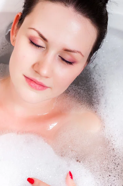 Girl in bathroom — Stock Photo, Image