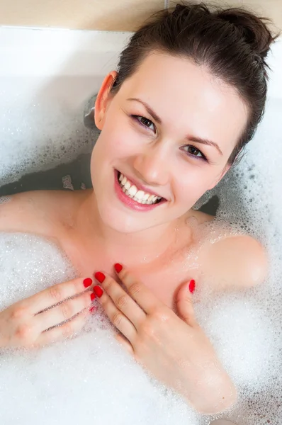 Girl in bathroom — Stock Photo, Image